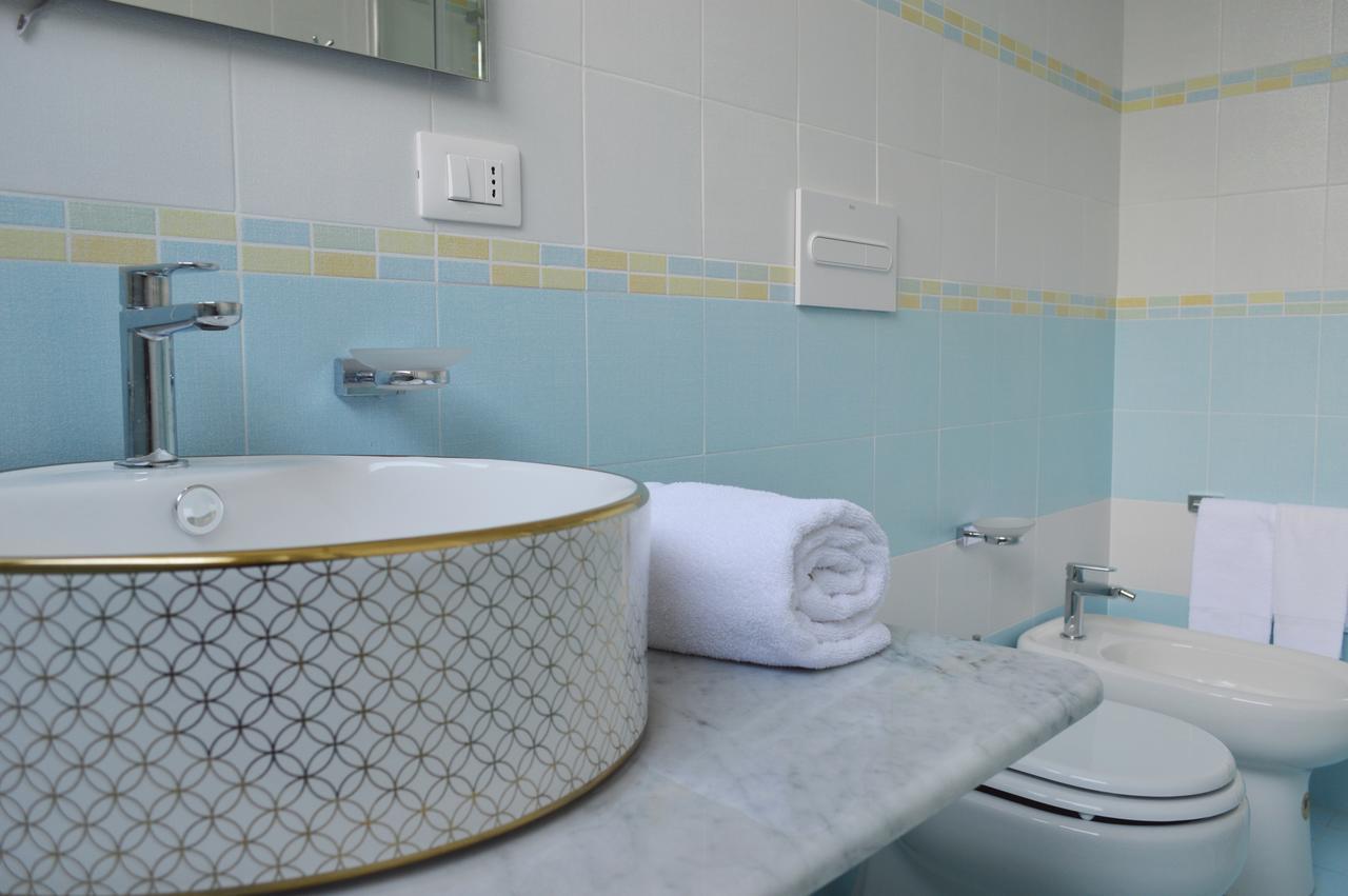 B&B Liberty Месина Екстериор снимка