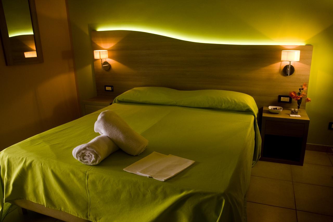 B&B Liberty Месина Екстериор снимка